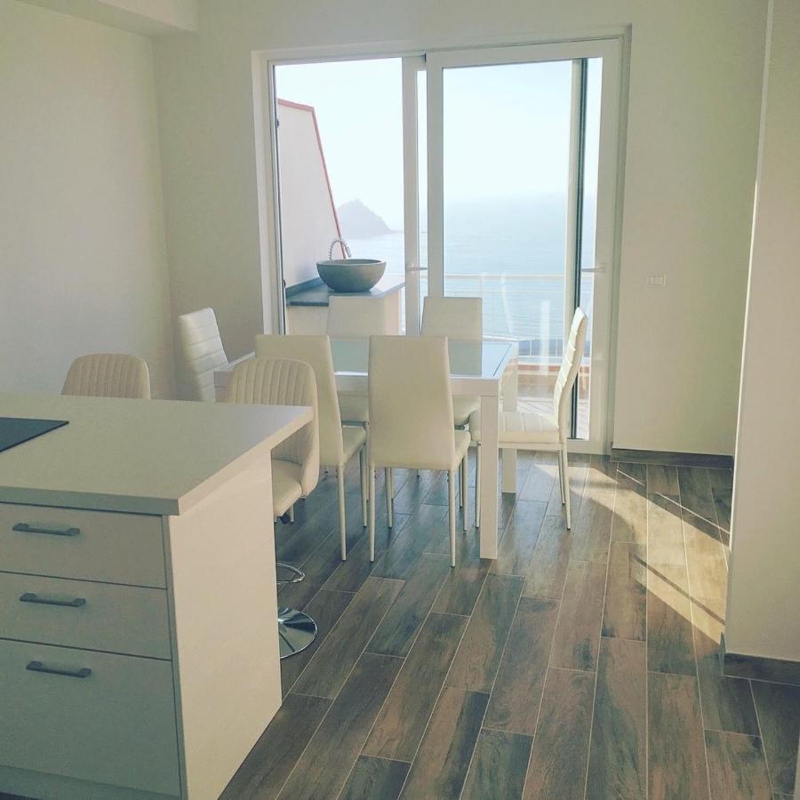 Appartamento Vista Mare Capo dʼOrlando المظهر الخارجي الصورة